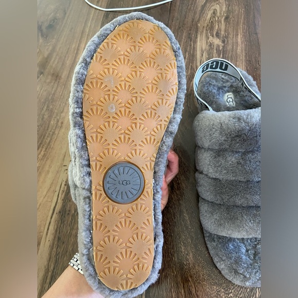 Uggs - Picture 5 of 8